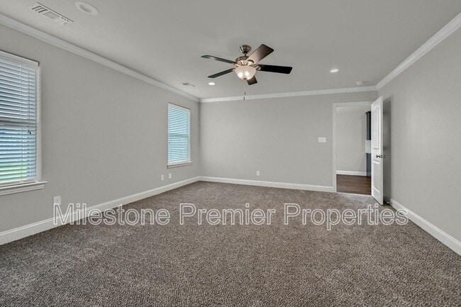 Building Photo - 3418 Ballam St