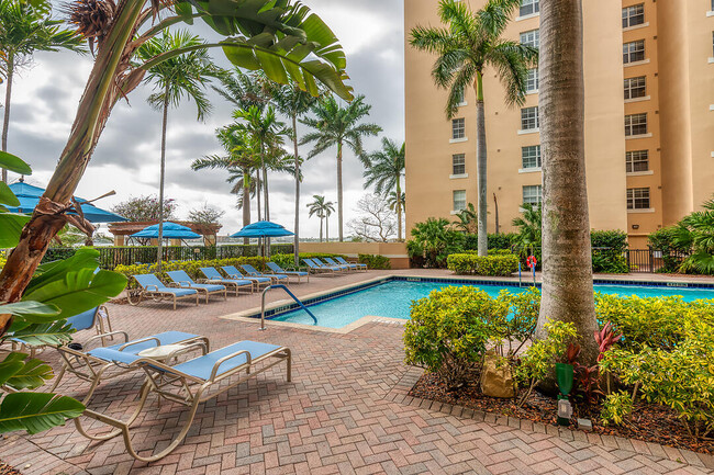 Building Photo - 1803 N Flagler Dr