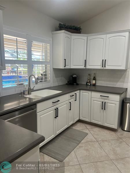 Building Photo - 13813 Geranium Pl