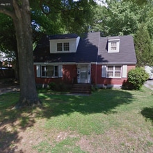 Building Photo - 328 Buntyn St