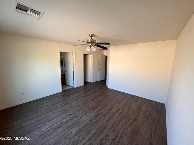 Building Photo - 7201 S Monks Tale Dr