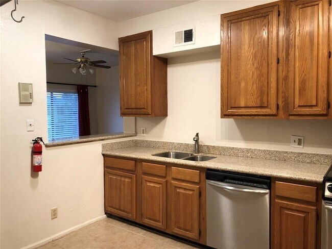 Building Photo - 2211 S Braeswood Blvd