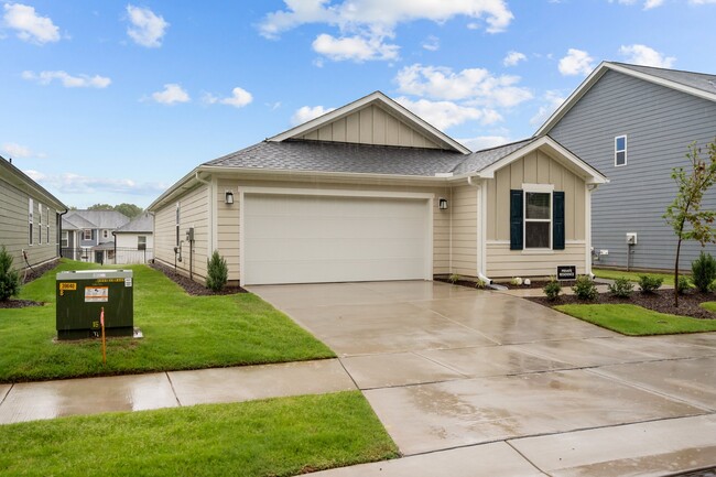 Building Photo - 2130 Rockface Wy