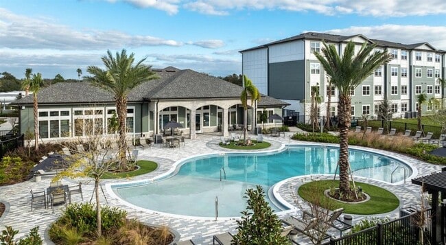 Building Photo - 10881 Caladesi Ave