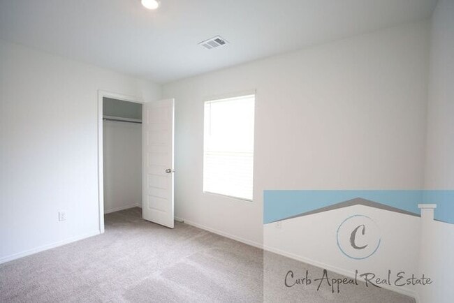 Building Photo - Move in special $900!! New construction in Jonesboro - beautiful 3 bed / 2 bath home - Valley View!!