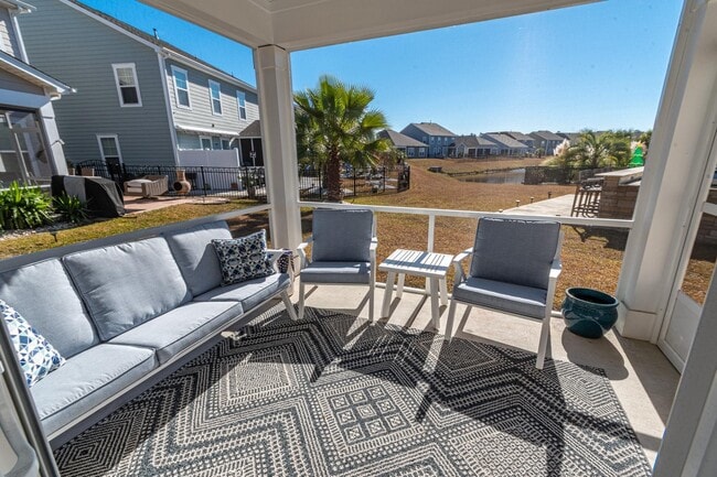 Building Photo - 2785 Stellar Loop