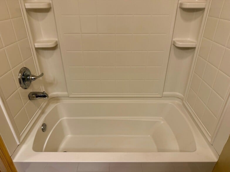 Building Photo - 2305 Adams Ave