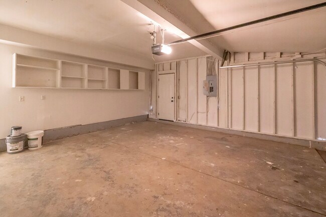 Building Photo - 11508 Quiet Pine Ct