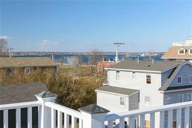 Building Photo - 6 Boss Ct