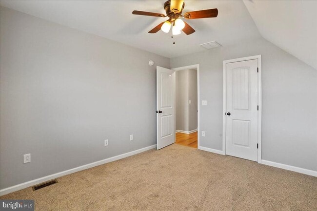 Building Photo - 115 Beauregard Dr