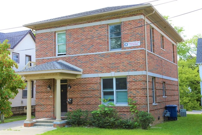 Primary Photo - 1348 Wilmot Ct