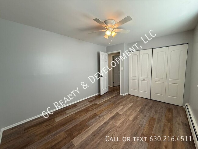 Building Photo - 316 S Warwick Ave