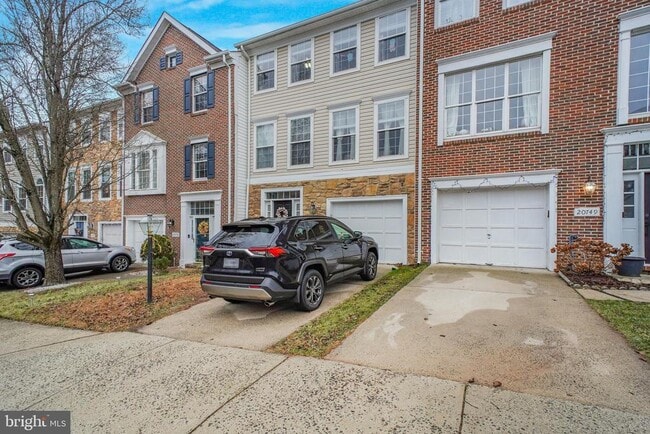 Building Photo - 20751 Bridalveil Falls Terrace