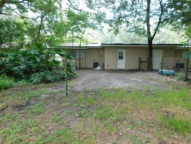 Building Photo - 711 NW 19th Ave