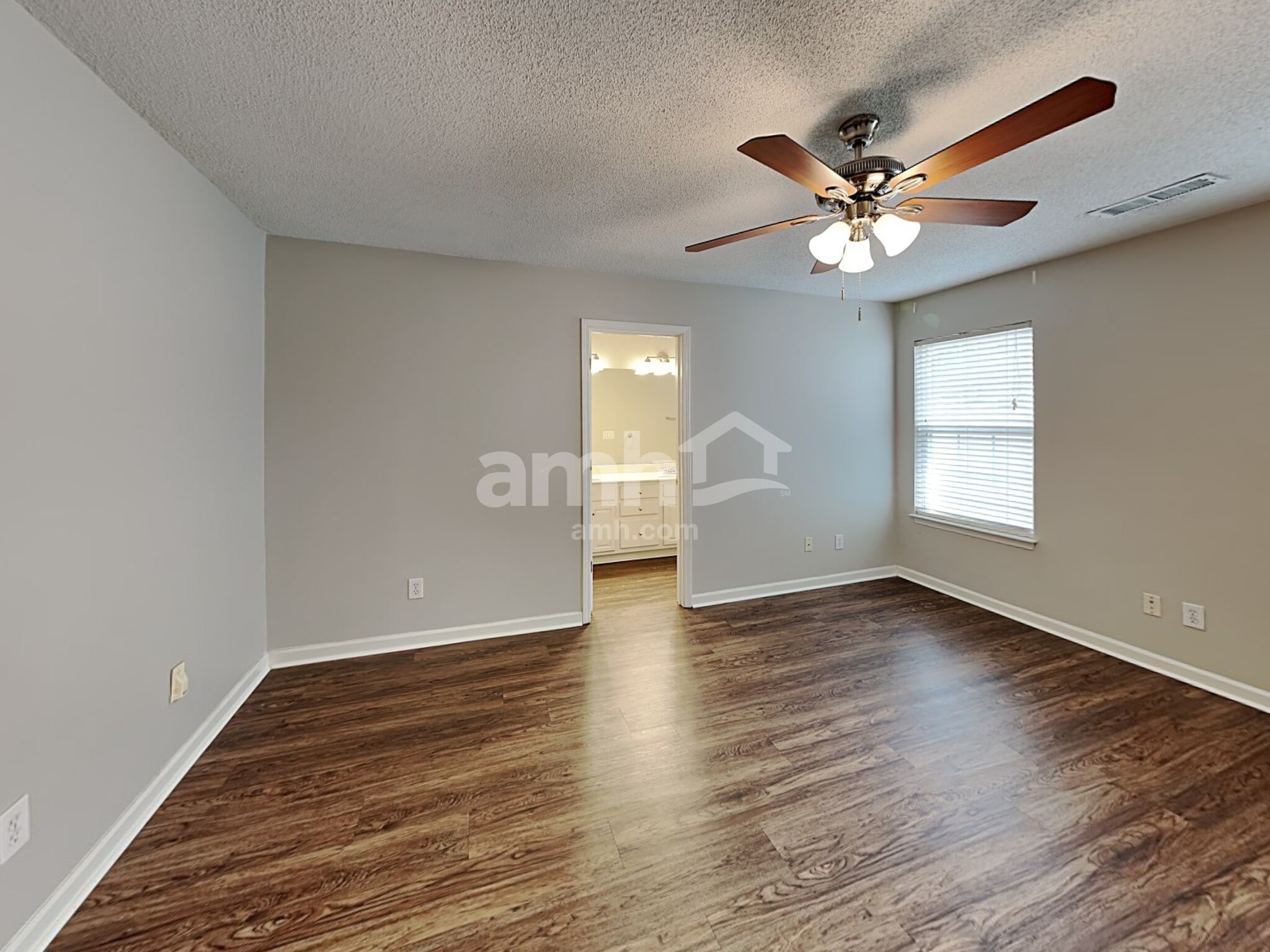 Building Photo - 6902 Brachnell View Dr