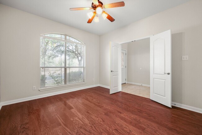 Building Photo - 715 Wood Mesa Ct