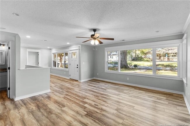 Building Photo - 505 Cross St