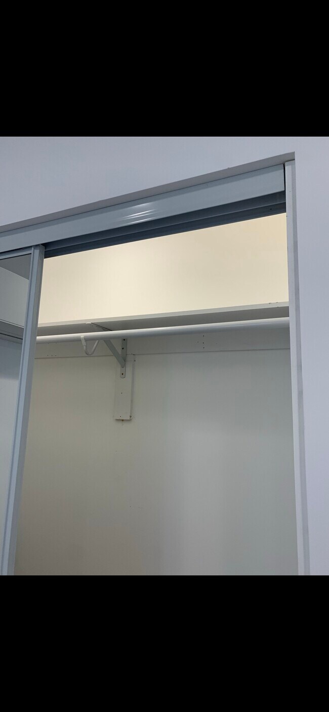 Building Photo - 10348 Petit Ave