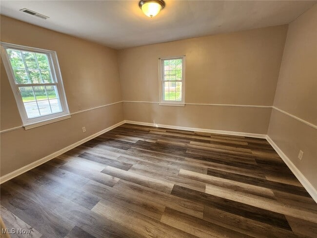 Building Photo - 4020 Lancaster Rd