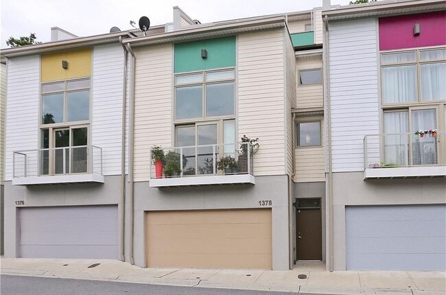 Building Photo - 1378 Stirling Cir NW