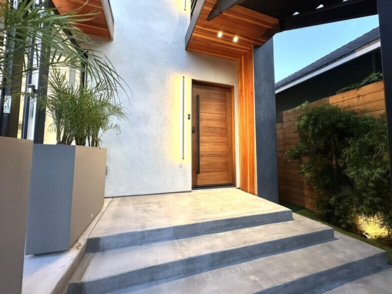 Building Photo - 36 Paloma Ave