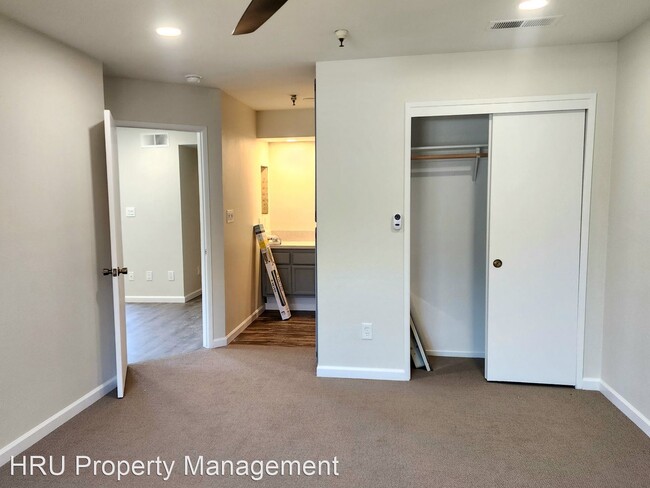 Building Photo - 1 br, 2 bath House - 700 New Stine Rd #9