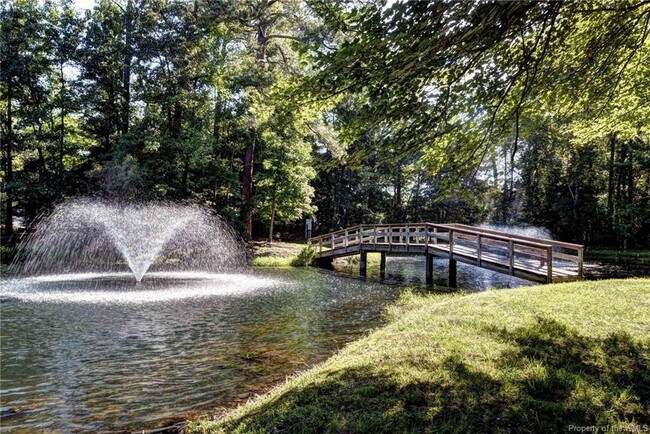 Building Photo - 8 Spring W