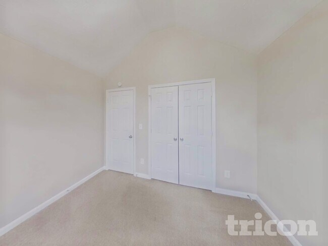 Building Photo - 7192 Tanger Blvd