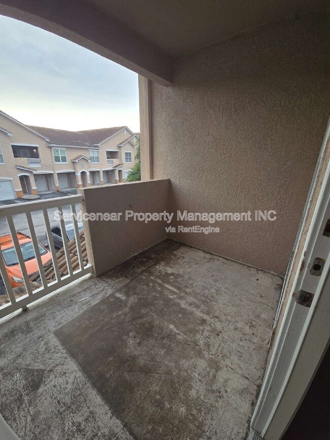 Building Photo - 10479 Villa View Cir