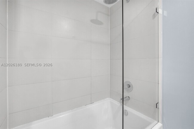 Building Photo - 2602 E HALLADALE T3105