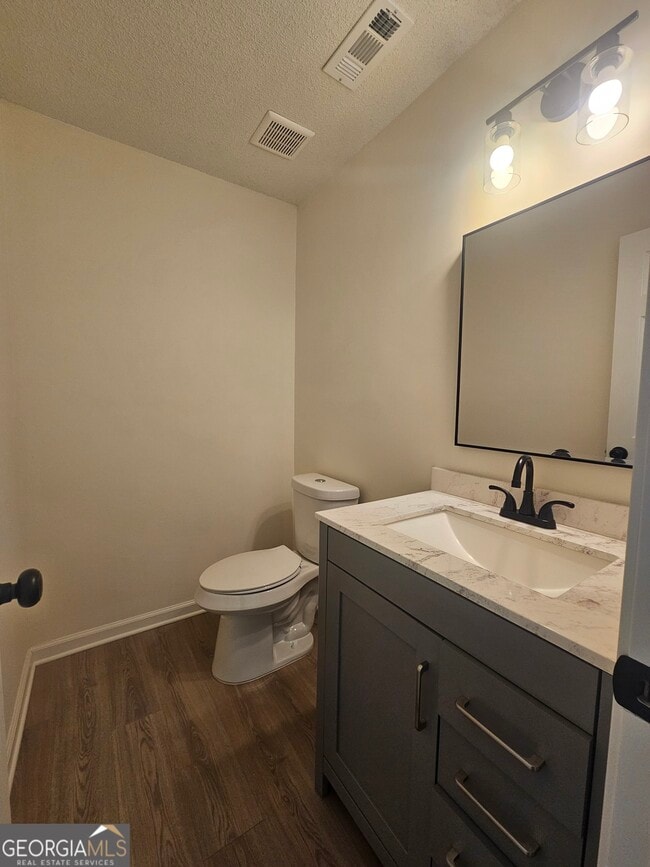 Building Photo - 150 Park Timbers Dr