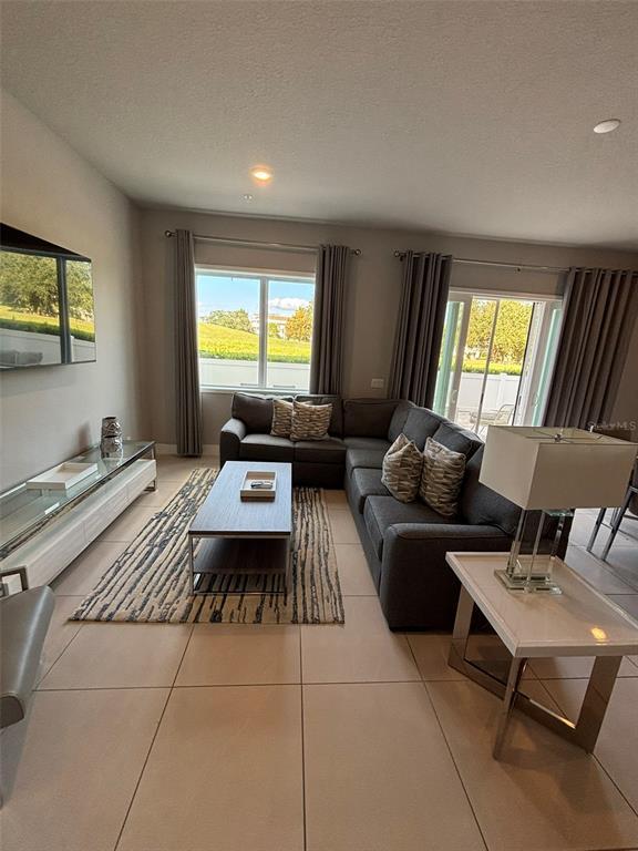 Building Photo - 7740 Sandy Ridge Dr