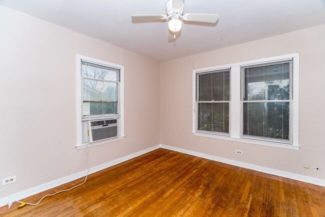 Building Photo - TERRELL HEIGHTS DUPLEX - ALAMO HEIGHTS I.S.D.