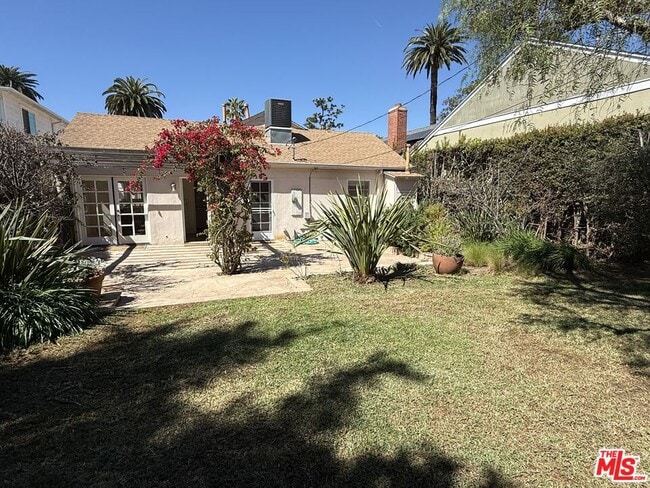 Building Photo - 2910 Motor Ave