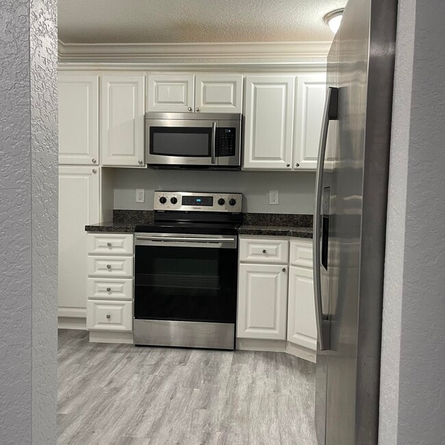 Building Photo - 3427 NW 47th Ave