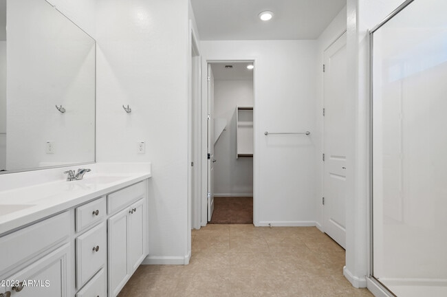 Building Photo - 20819 N 40th Dr