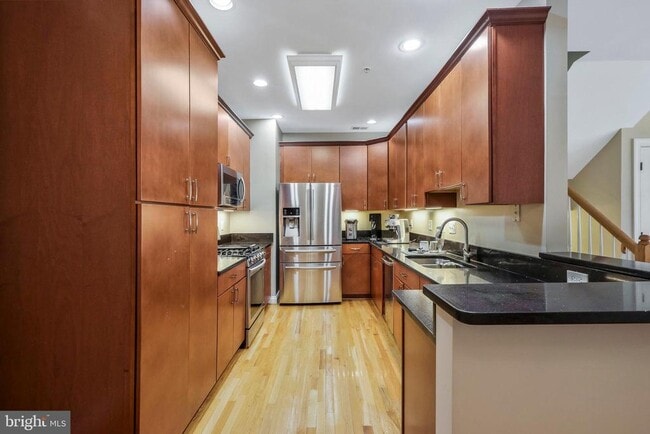 Building Photo - 5114 Vos Ln