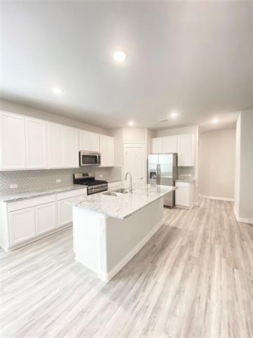 Building Photo - 4011 Goldfinch Hvn