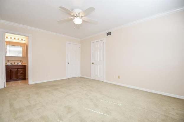 Building Photo - 7225 Beechnut St
