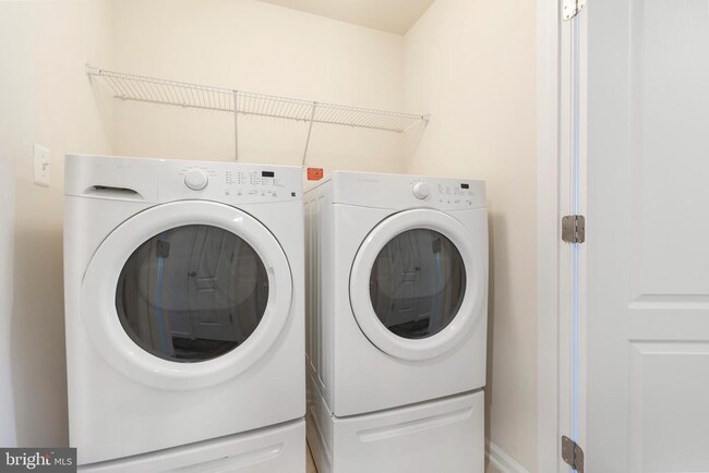 Building Photo - 7959 Alchemy Wy