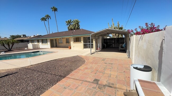 Building Photo - 8329 E Osborn Rd