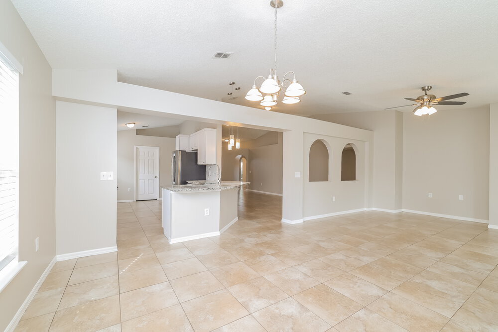 Building Photo - 2147 Marisol Loop
