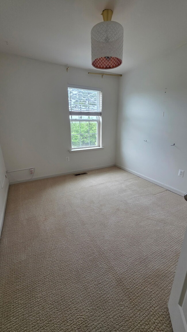 Building Photo - 1120 Bayberry Lane