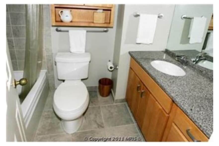 Building Photo - 1825 T St NW