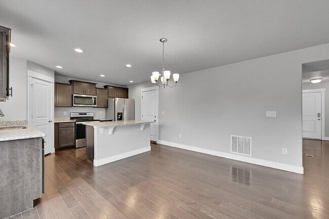 Building Photo - $2,300.00, 3 Beds, 2.5 Baths, Single Famil...