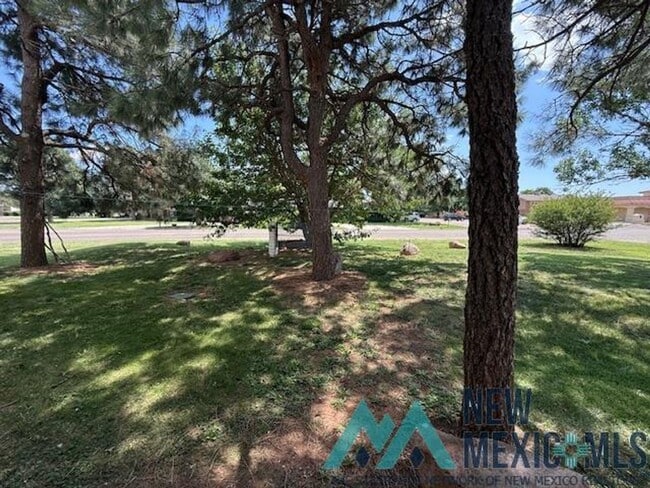 Building Photo - 920 Colonial Pkwy