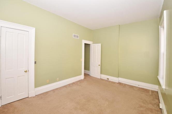 Building Photo - 505 Milton St