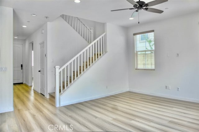 Building Photo - 1121 N Ventana Ln