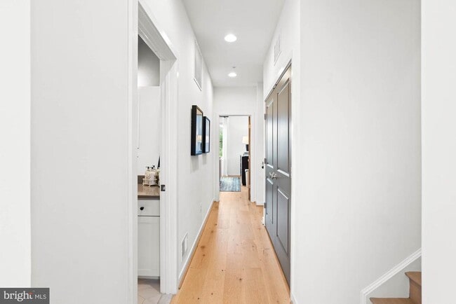 Building Photo - 5120 Longstone Way