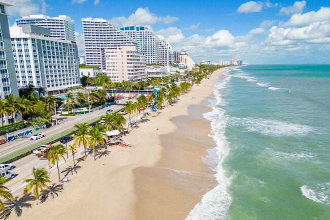 Building Photo - 3705 NE 16th Ave